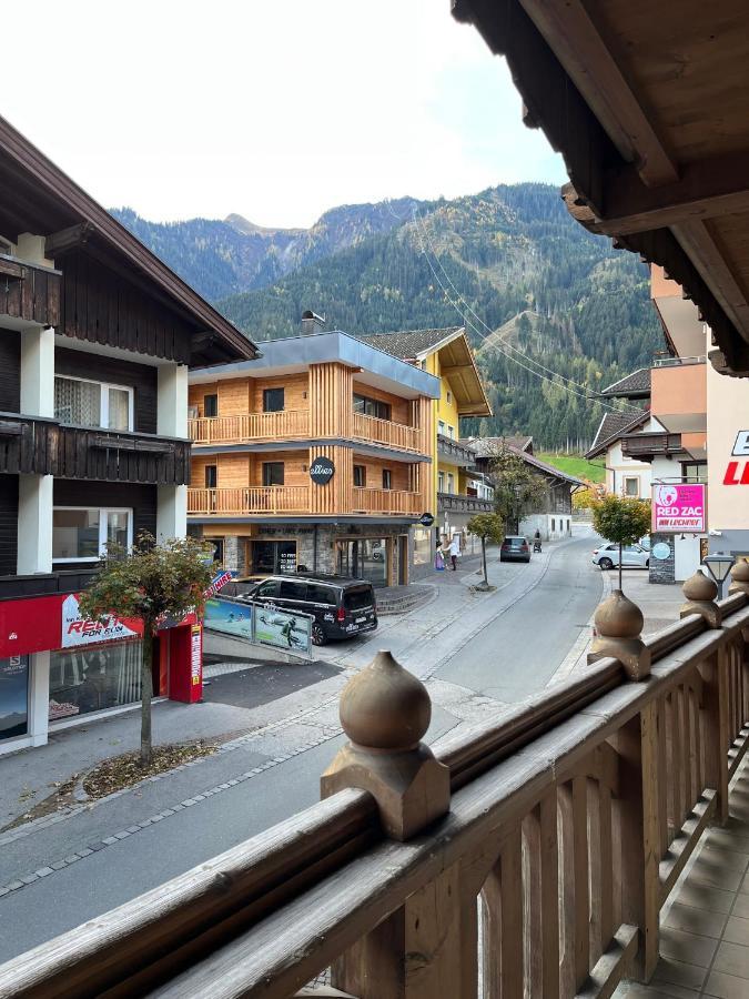 Center Rooms & Apartments Mayrhofen Exterior foto